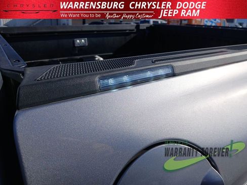 Used 2025 Toyota Tacoma SR5 image 30