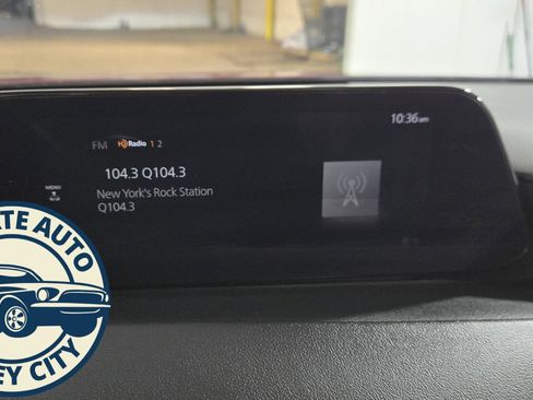 Used 2023 MAZDA MAZDA3 s image 13