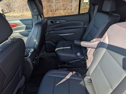 Used 2026 Chevrolet Traverse Z71 w/ Driver Confidence Package image 20