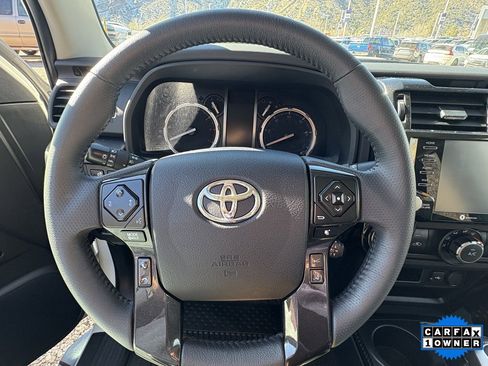 Certified 2022 Toyota 4Runner TRD Off-Road image 4