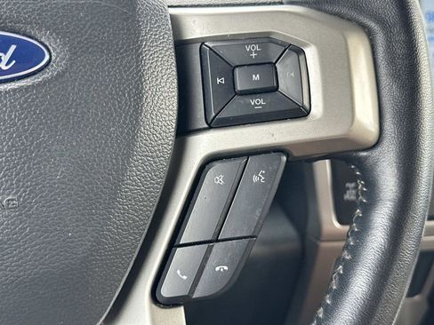 Certified 2022 Ford F250 Lariat w/ Lariat Ultimate Package image 18