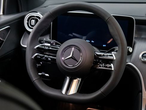 New 2026 Mercedes-Benz GLC 300 4MATIC image 12