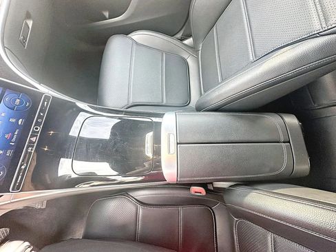 Used 2023 Mercedes-Benz GLC 300 4MATIC image 42