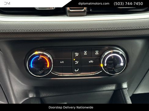 Used 2024 Chevrolet TrailBlazer LS w/ LS Convenience Package image 33