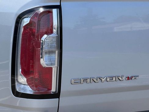 Used 2017 GMC Canyon 2WD Crew Cab w/ Convenience Package image 24