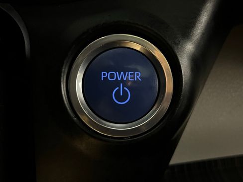 Certified 2023 Toyota Sienna Limited image 23