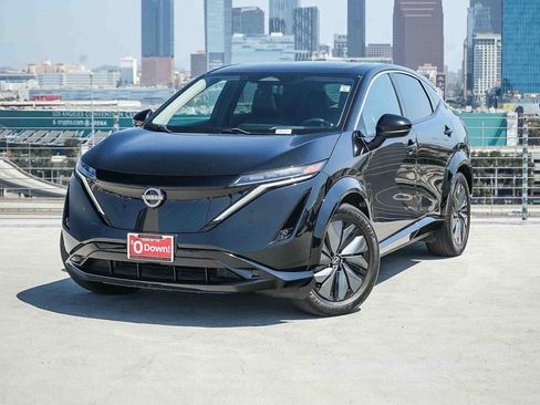 Used 2025 Nissan Ariya FWD image 1