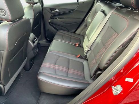 Used 2023 Chevrolet Equinox RS image 15