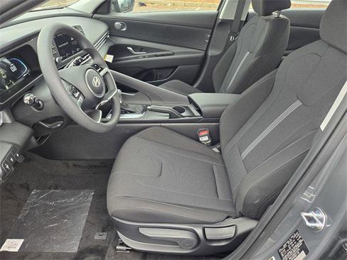 New 2026 Hyundai Elantra SE w/ Cargo Package image 15