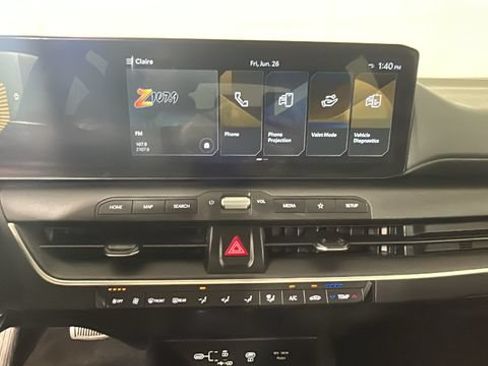 Used 2025 Kia K4 FWD image 23