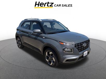 Used 2025 Hyundai Venue SEL