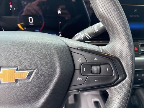 Used 2025 Chevrolet TrailBlazer LT AWD/4WD image 21