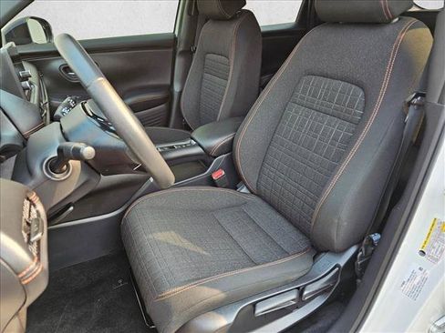 Used 2025 Honda HR-V Sport image 21