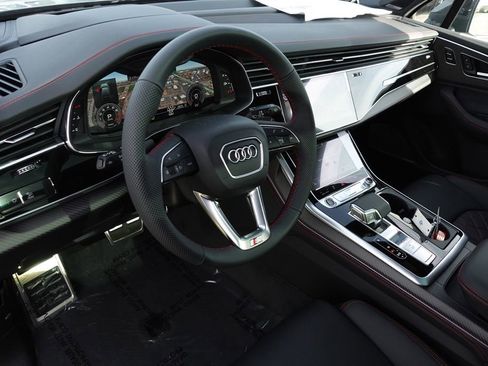 New 2026 Audi Q7 3.0T Prestige image 13