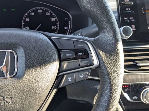 Used 2018 Honda Accord EX image 15