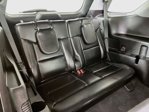 Used 2021 Ford Explorer XLT w/ Equipment Group 202A AWD/4WD image 25