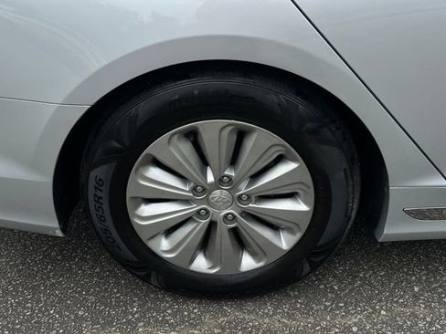Used 2016 Hyundai Sonata SE image 11