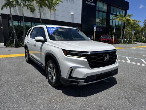 Used 2024 Honda Pilot EX-L image 7