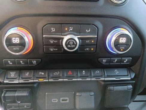 Used 2023 GMC Sierra 2500 Denali AWD/4WD image 24