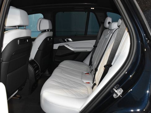 New 2026 BMW X5 xDrive40i w/ Executive Package image 19