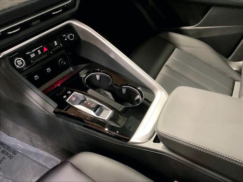 Certified 2025 Audi Q5 Premium AWD/4WD image 19