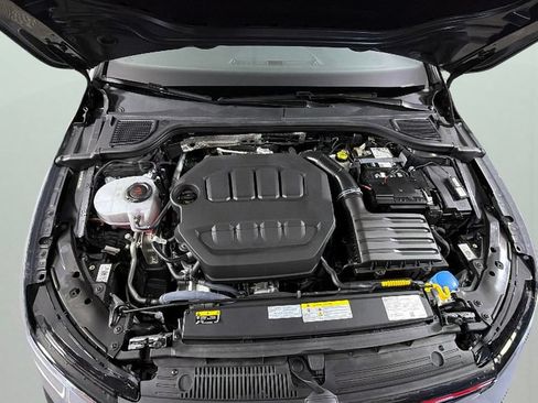 Used 2025 Volkswagen GTI SE FWD image 27