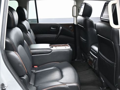 Used 2019 Nissan Armada Platinum w/ Captain's Chairs Package image 34