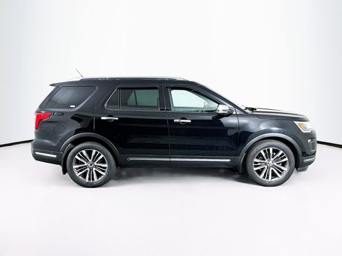 Used 2018 Ford Explorer Platinum AWD/4WD image 10