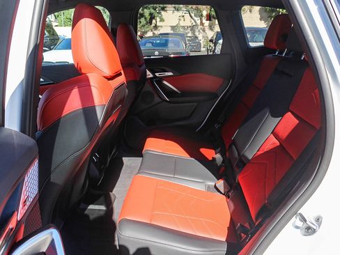 Certified 2025 BMW X1 xDrive28i w/ Convenience Package image 18