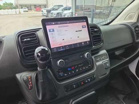 Used 2022 RAM ProMaster 3500 w/ Premium Convenience Group FWD image 15
