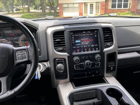 Used 2019 RAM 1500 Warlock RWD image 9