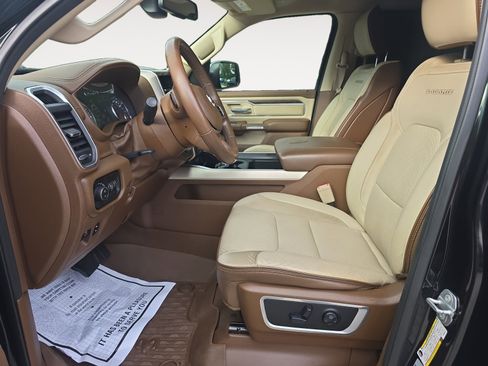 Used 2019 RAM 1500 Laramie RWD image 22