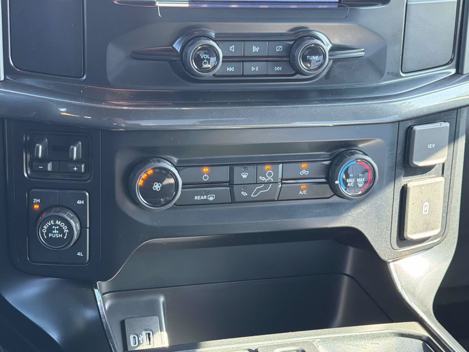 Used 2023 Ford F150 XL w/ STX Appearance Package AWD/4WD image 22