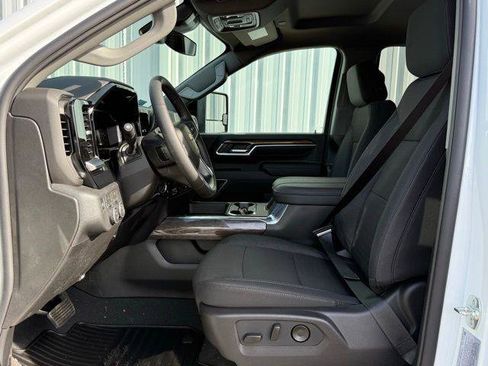 New 2026 Chevrolet Silverado 3500 LT w/ Convenience Package AWD/4WD image 6