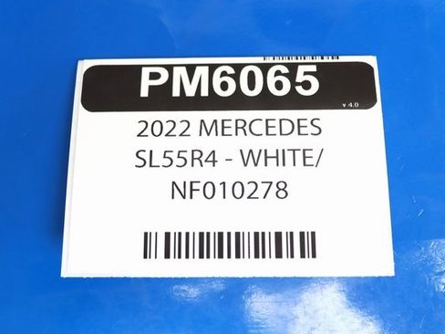 Used 2022 Mercedes-Benz SL 55 AMG 4MATIC w/ Driver Assistance Package image 37