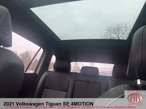 Used 2021 Volkswagen Tiguan SE R-Line image 20