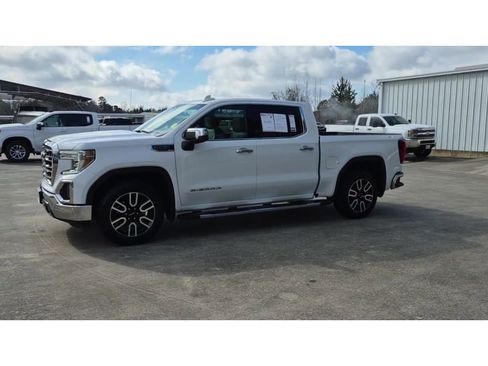 Used 2022 GMC Sierra 1500 SLT w/ SLT Premium Plus Package image 4