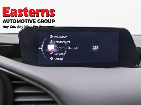Used 2023 MAZDA MAZDA3 s FWD image 19