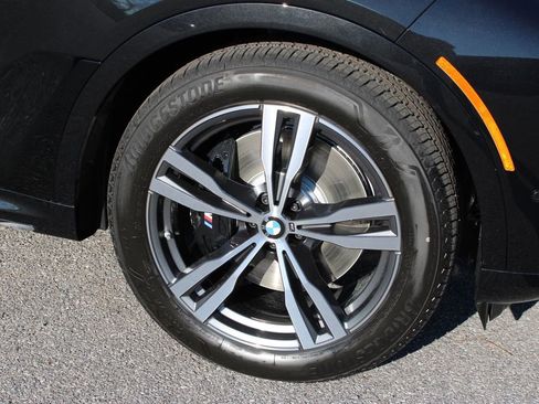 New 2026 BMW X7 M60i image 36