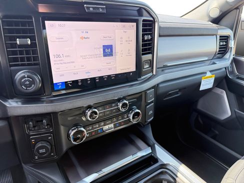 New 2026 Ford F250 Platinum AWD/4WD image 12