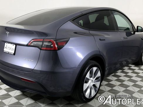 Used 2023 Tesla Model Y Long Range image 5