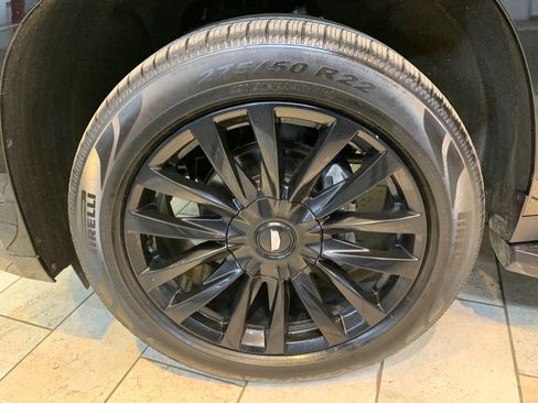 Used 2023 Cadillac Escalade Premium Luxury w/ Performance Package AWD/4WD image 14