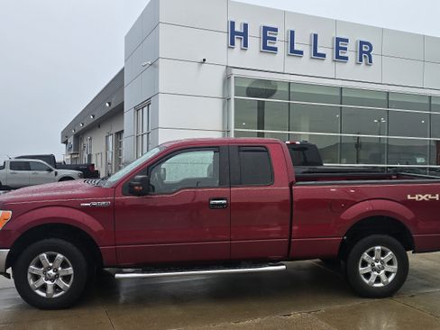 Used 2014 Ford F150 XLT w/ XLT Chrome Package AWD/4WD image 3