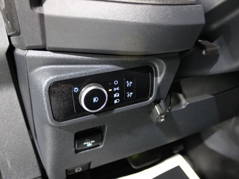 Used 2025 Ford Bronco Big Bend w/ Black Diamond Package AWD/4WD image 9