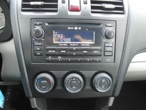 Used 2015 Subaru Forester 2.5i Limited image 13