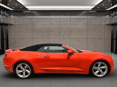 Used 2019 Chevrolet Camaro SS RWD image 9