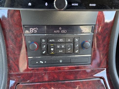 Used 2008 Cadillac Escalade AWD image 21