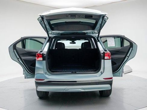 Used 2022 Chevrolet Equinox RS w/ LPO, Floor Liner Package image 20