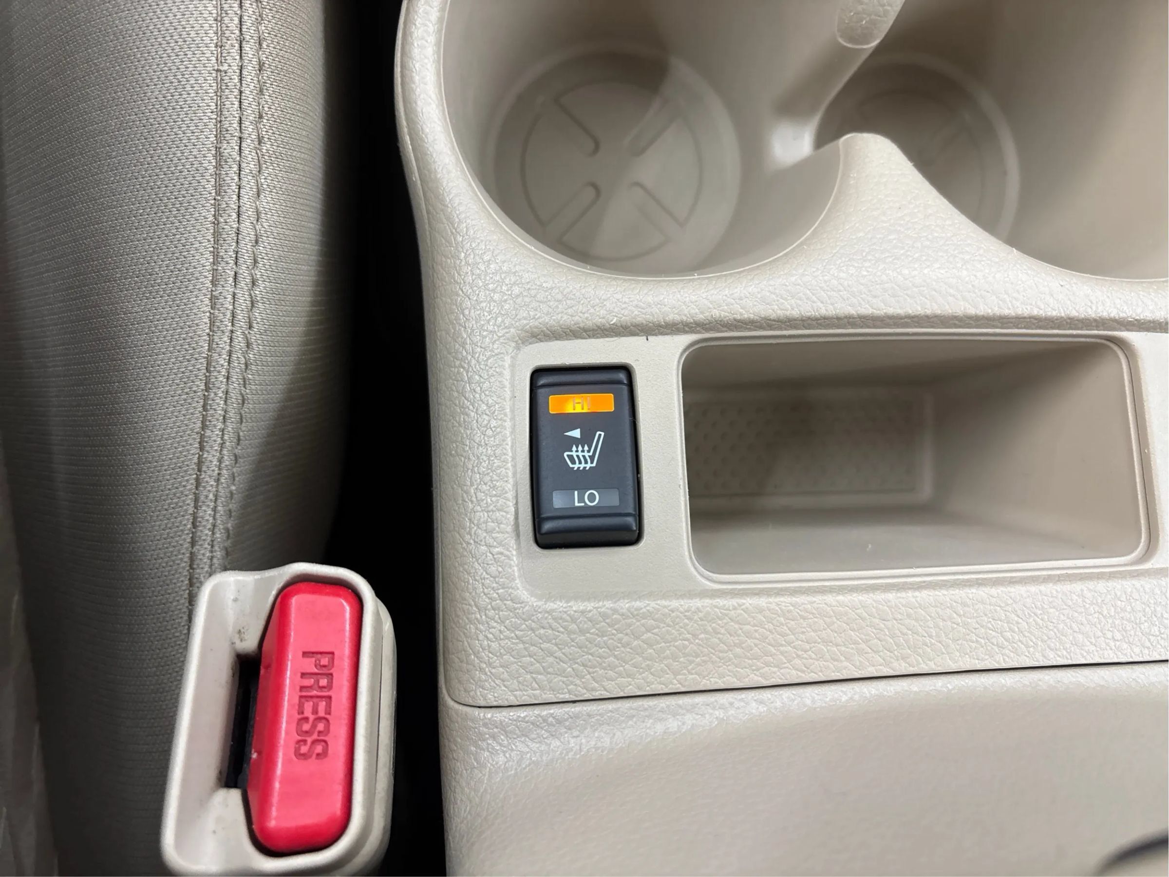 Used 2018 Nissan Rogue SV AWD/4WD image 41
