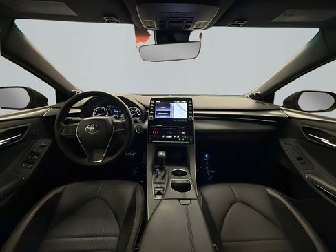 Used 2022 Toyota Avalon Touring w/ Advanced Safety Package image 17